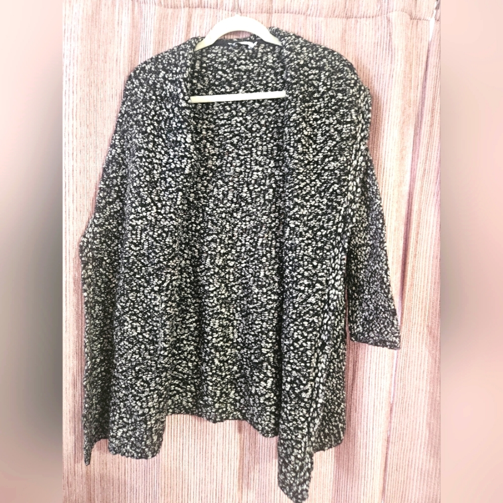 Oversized Vince Chunky Black and White Cardigan - Size S/XS